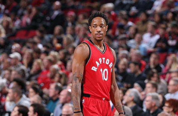  米切尔40分骑士横扫猛龙晋级  